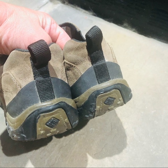 Columbia Men’s Jet Setter Suede Hiking Shoes - Picture 5 of 7